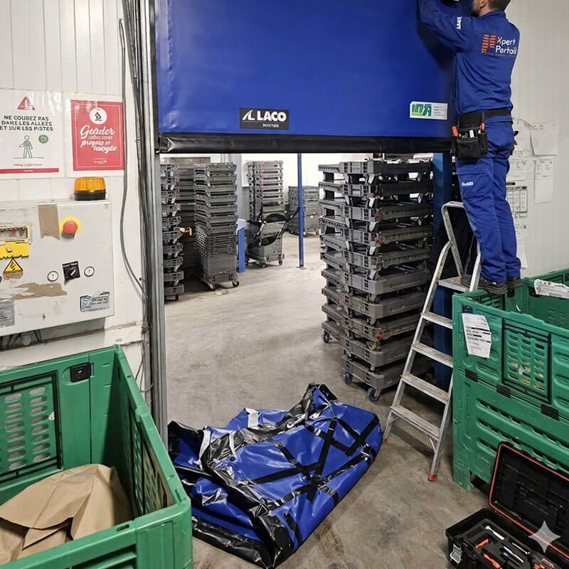 Dépannage et Réparation de porte souple industrielle - Xpert Portail